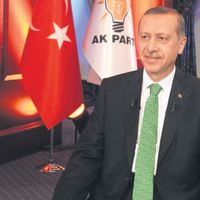 "Seçimde başörtülü adayımız olacak"