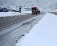 Bolu Dağı'nda kar yağışı