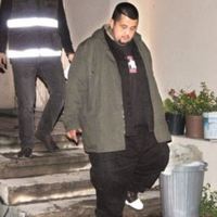 Ünlü müzisyen evinde tutuklandı