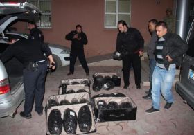 İRAN PLAKALI OTOMOBİLDE 71 KİLO ESRAR