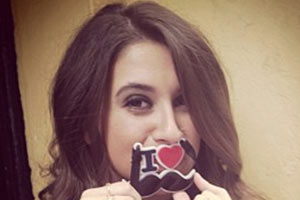 Buse Terim Ak Parti'ye gelin gidiyor!