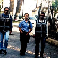 Hırsız lüks gemide aşçı çıktı