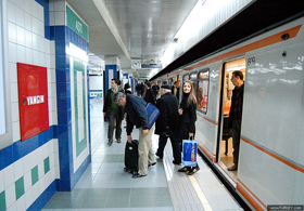 ANKARAY'DA KAZA, SEFERLER DURDU