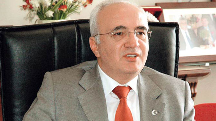 3 kadın vekilimiz başörtüsüyle gelecek