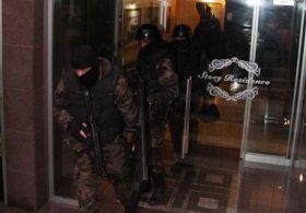 Polisten Şafak Operasyonu