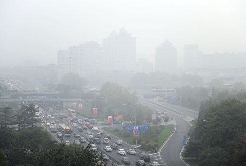 ÇİN NEFES ALAMIYOR