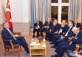 BAŞÖRTÜSÜNÜ ARTIK TARTIŞMAMAK LAZIM