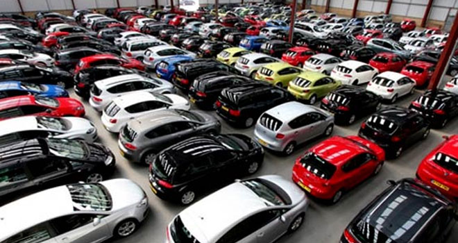 Otomobil satışları vergiyi etikiliyor..