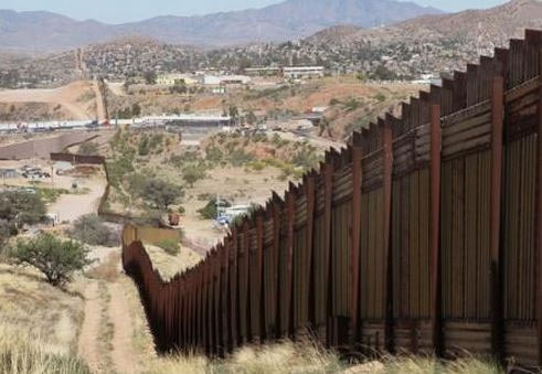 Suriye Sınırına Duvar Örülmeye Devam Ediliyor