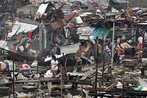 Filipinler'e acil yardım çağrısı