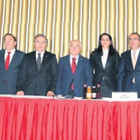 Çiçek liderlere mektup yazacak