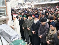 Eşini Öldürdükten Sonra İntihar Eden Murat Şenyürek Yozgat'ta Toprağa Verildi