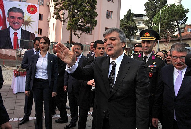 Gül'den Dershane Açıklaması