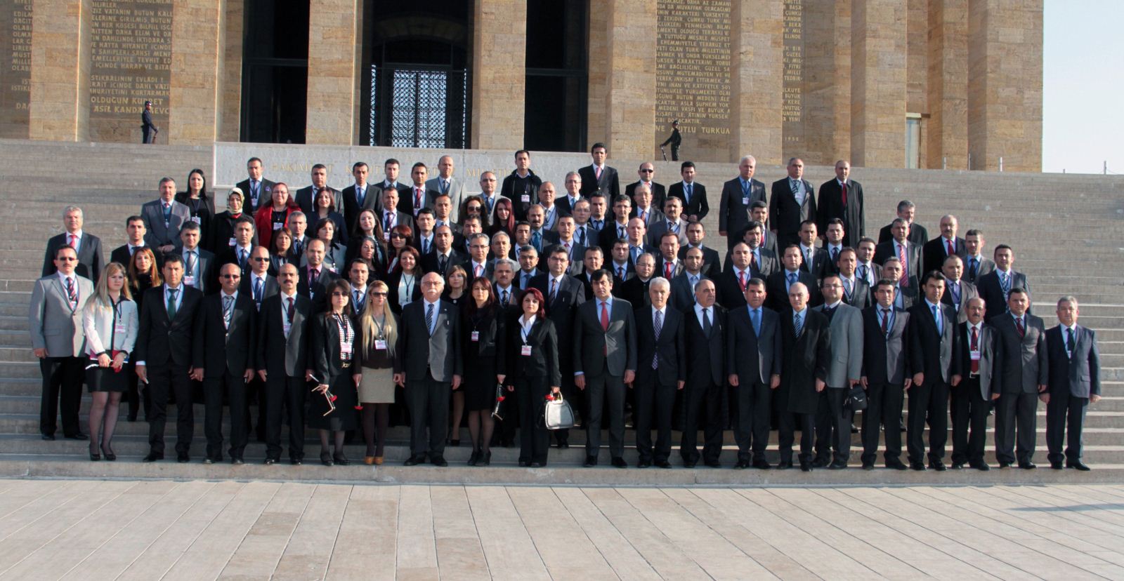 Nabi Avcı, öğretmenlerle birlikte Anıtkabir’e gitti