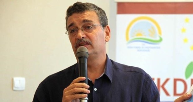 Vali adaylık için istifa etti!