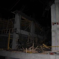 Stat inşaatında iskele çöktü