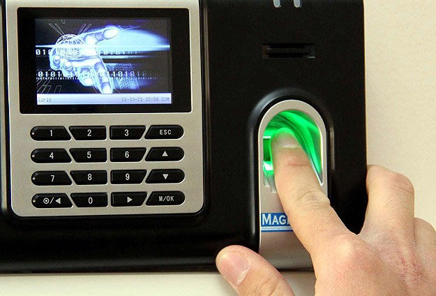 Sınır kapılarına parmak izi okuma sistemi