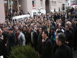 Santral Garaj'a Girmelerine Yasak Getirilen Minibüsçüler Belediyenin Kapısına Dayandı