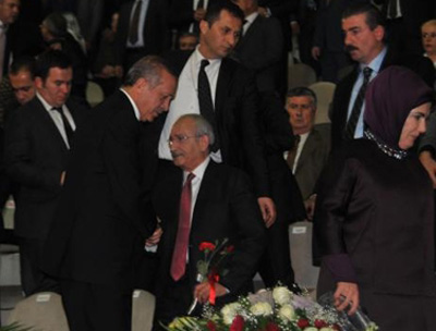 Başbakan Şeb-i Arus törenindeydi