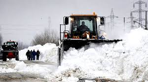 Kar ve tipi yüzünden köylere ulaşılamıyor