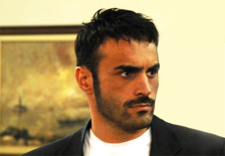 “Oyun sevgilisinden ayırdı”