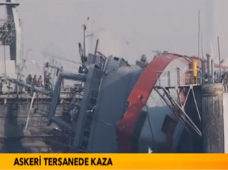 Askeri tersanede kaza: Gemi yan yattı!