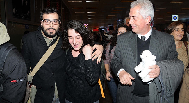 Gizem Akhan Türkiye'ye döndü