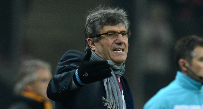 Mustafa Akçay istifadan vazgeçirildi