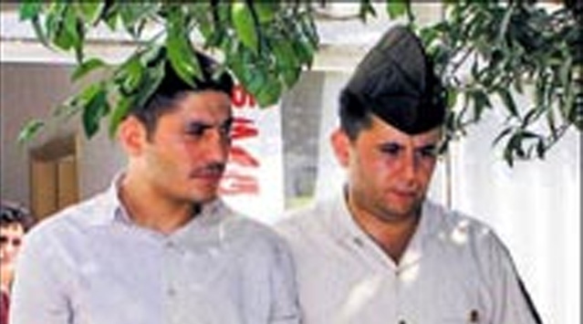 Bebek yüzlü seri katil firar etti