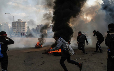 Gösterilerde 3 kişi öldü!!