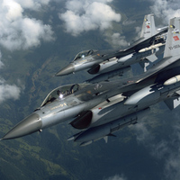 Türk F-16'ları Şam'a giden uçağı indirdi