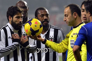 Olaylı Beşiktaş maçı tekrar oynanacak..