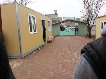 İHH'ya polis baskını