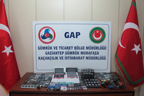 Gaziantep’te  Kaçak Telefon Operasyonu