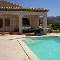 Taiwo'nun evine el kondu!