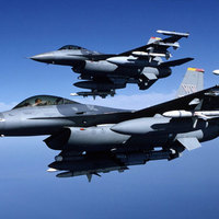 Yunan jetlerinden taciz