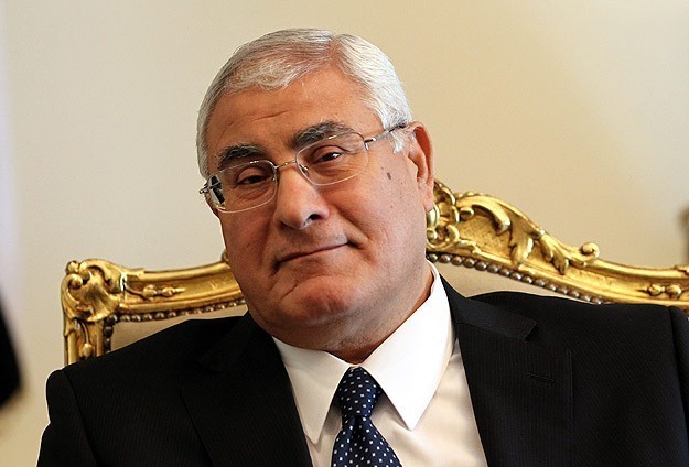 Mansur bazı kanunları onayladı!