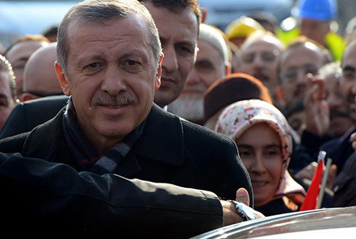 Anket sonucunu cebinden çıkardı!