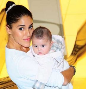 Irmak Ünal 2. kez anne oldu!