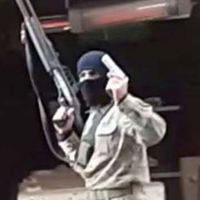 İzmir'de pompalı tüfek dehşeti