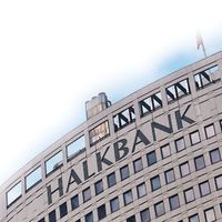 Türkiye Halkbank'ta direniyor..