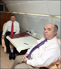 FEHMİ KORU'DAN İNCE MESAJLAR