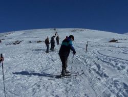 Ahlat'ta Kayak Yapanları Özel İdare Barındıracak