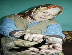 Komşuların Baktığı 81 Yaşındaki Yaşlı Çocuklarının Vefasızlığından Yakındı