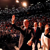 AVRUPA'YA REST ÇEKTİ