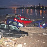 Bulgaristan'ı sel vurdu!