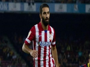 Manchester United'in Arda Turan teklifi
