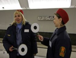 Moskova Metrosunun Evsiz Ve Kapkaççılarla Başı Dertte