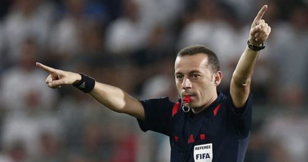 Galatasaray-Fenerbahçe derbisi Cüneyt Çakır'ın