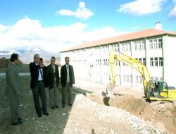 Suşehri Myo'nun Çevre Düzenlemesi Yapılıyor